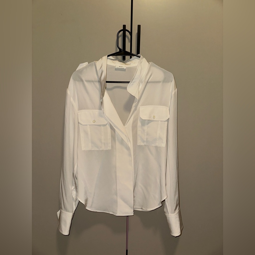 A.L.C. White Button-Up Shirt with pockets Size Medium